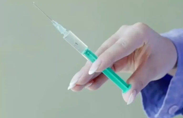 آغاز کارآزمایی نخستین واکسن سرطان روده