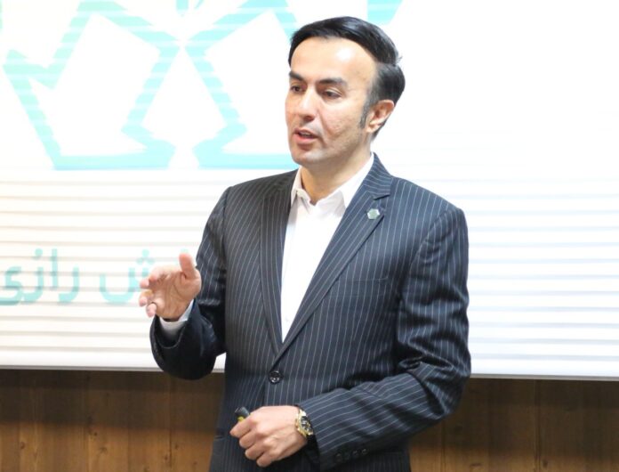 دکتر محمدرضا مرادی؛ (مدیرعامل هلدینگ شفادارو)